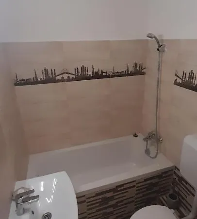 Koenyvkucko Apartman Harkany